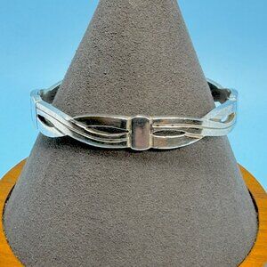 VTG Sterling Silver 925 Twist Design Open Cuff Bracelet Size 2.25'' Diameter